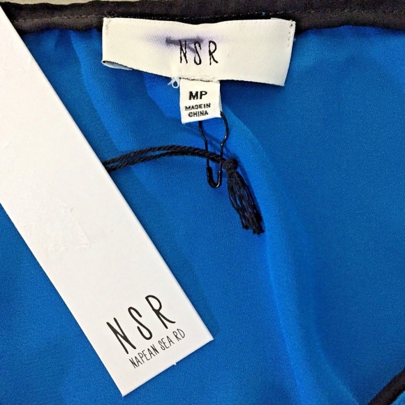 NSR Sleeveless Top Blue With Black Trim Petite Medium - Picture 5 of 5